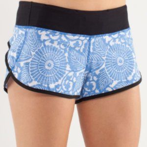 Lululemon Speed Short Beachy Floral/Black-Size 6